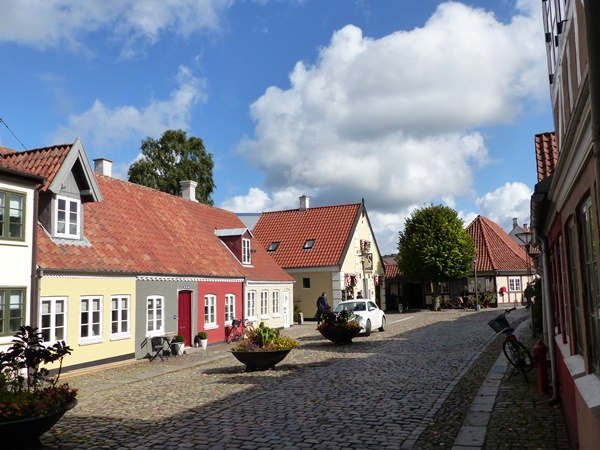 Una calle de Odense (Dinamarca), lugar de nacimiento de Hans Christian Andersen Odense